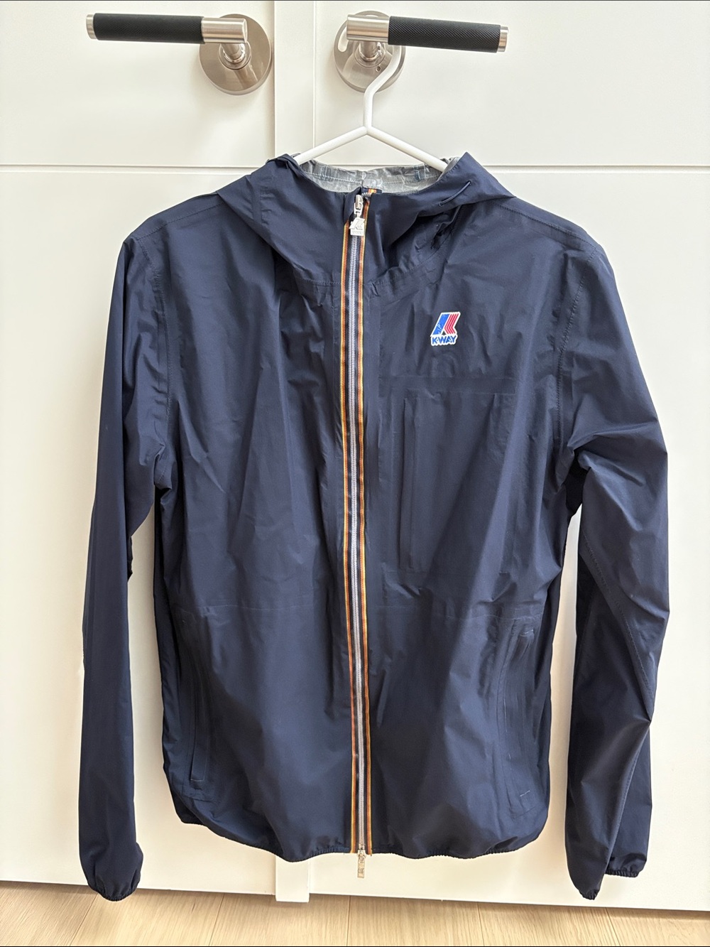 Le Vrai Claude 4.0 packable raincoat